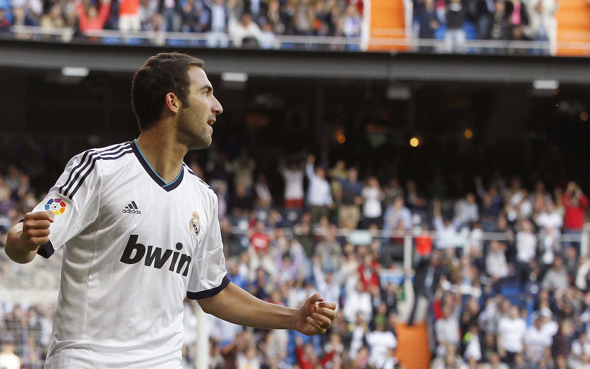 九游esports-“德甲联赛逐渐展开高潮，球队状态火热”，德甲联赛集锦