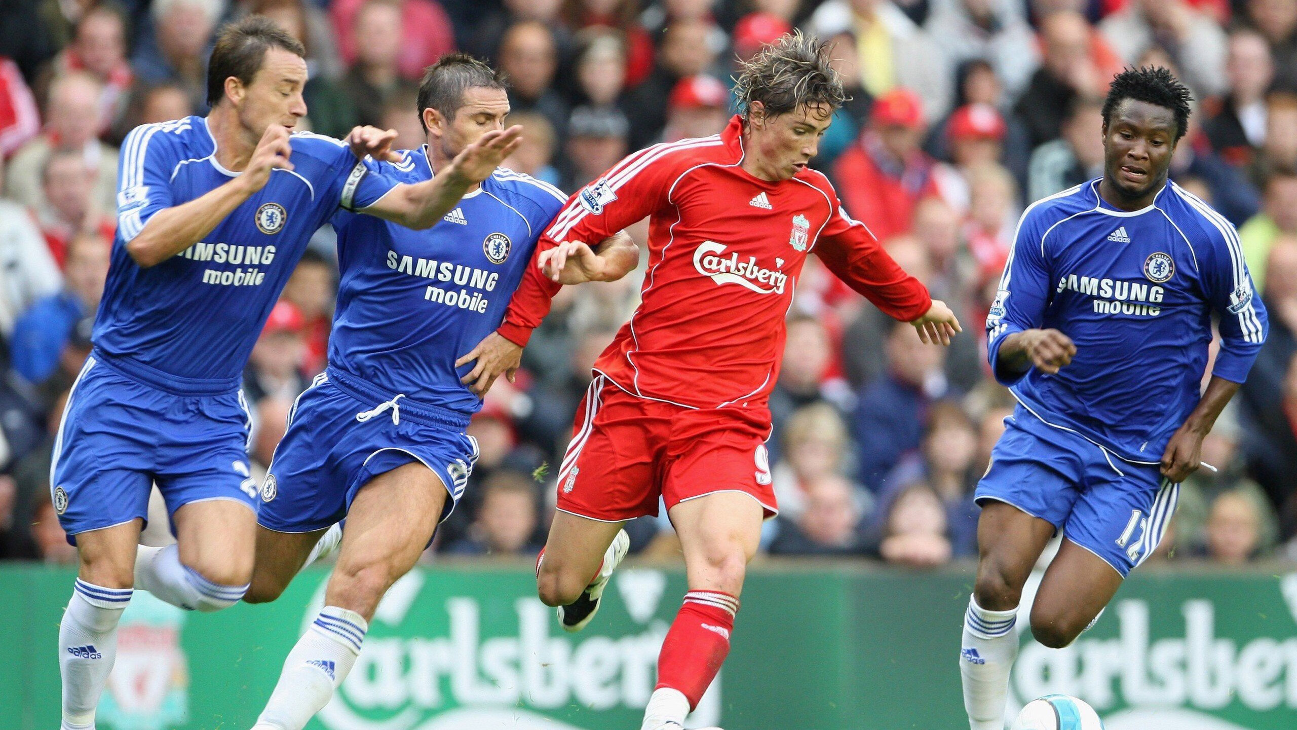 传奇教练的“战术思想”深度解读：从战术大师到文化领袖，足球教练战术大师